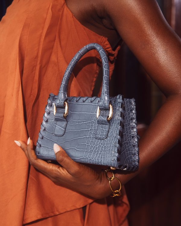 Paciencia Lagom bag - handcrafted leather bag, made in Nigeria